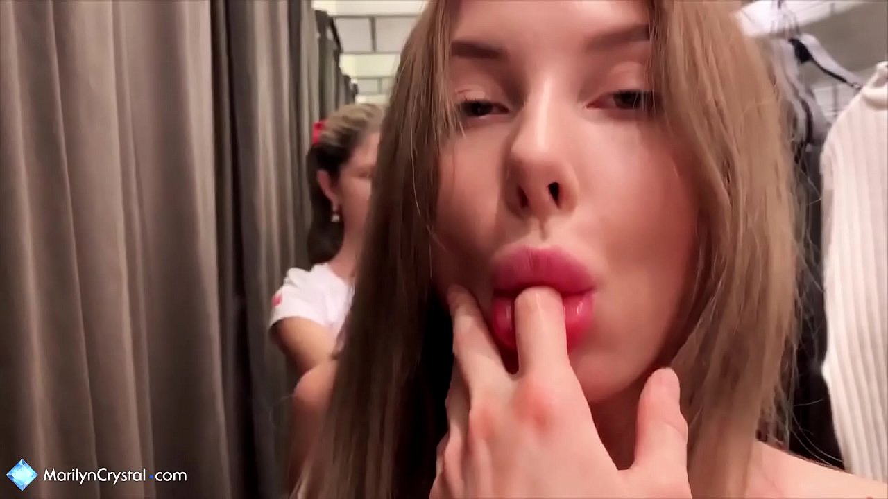 Lezbiyenlar onanizm va mushuk do'konini yalaydi - Jin Gerson Kristal Merilin